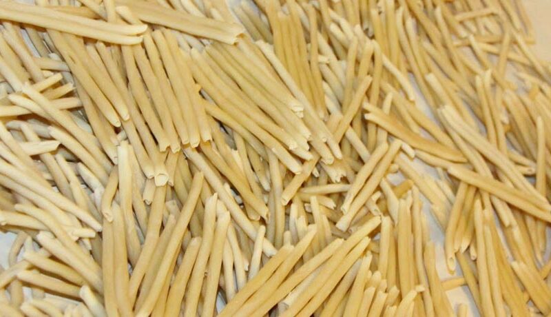 chios traditional pasta herisia
